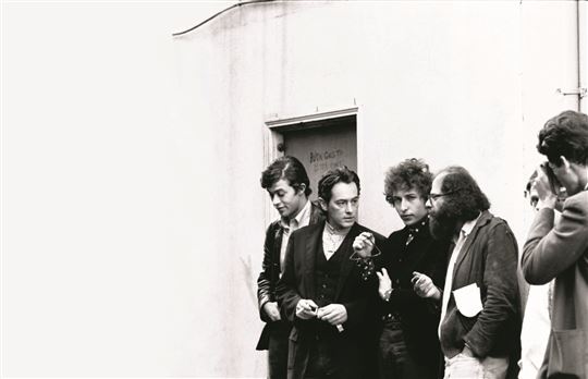 Robbie Robertson, Michael McClure, Bob Dylan und Allen Ginsberg (von links).
