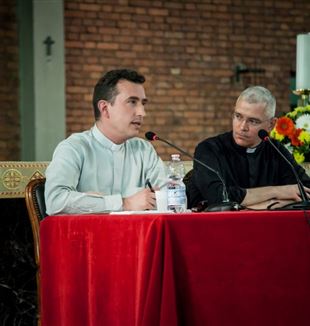 Michael Peters mit dem Rektor der Priesterbruderschaft, Pater Paolo Sottopietra
