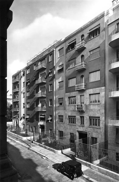Die Domus Julia, Carola und Fausta in Mailand, via De Togni (1931-1933).
