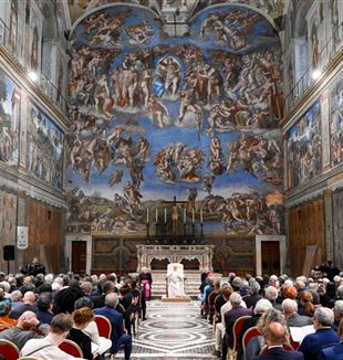 Treffen mit Künstlern in der Sixtinischen Kapelle (Foto: Catholic Press Photo)