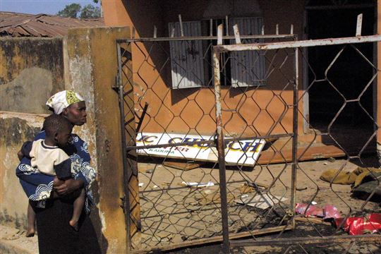 Nigerianische Kirche durch Anschlag verwüstet. © Pius Utomi Ekpei/Ansa