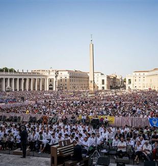 Petersplatz, Jubiläum der Bewegungen, Vereinigungen und neuen Gemeinschaften (©Giovanni Dinatolo/Fraternità CL)